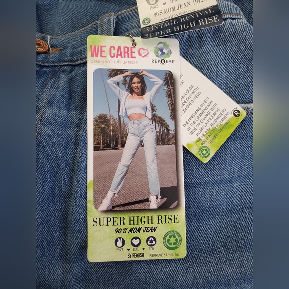 Rewash 90's Mom Vintage Revival Super High Rise. NEW! - Picture 6 of 7